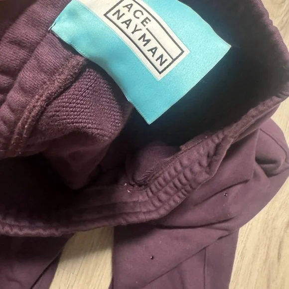 Sweatpants - Picture 3 of 4